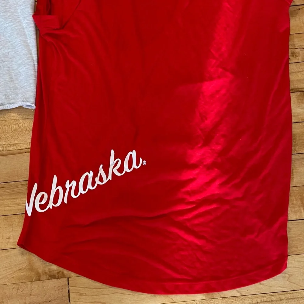 Zoozatz Nebraska  Sports Bra, Crop Shirt & Shirt Bundle 5 Pieces Huskers - Picture 3 of 5